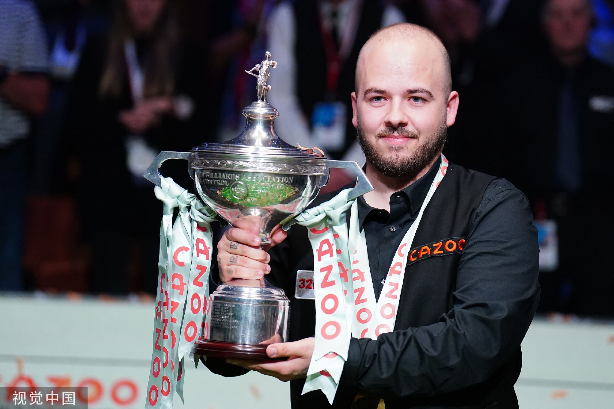 的沉着冷静 的沉着冷静