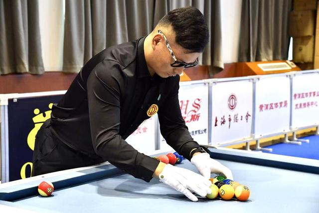 定的表现而 定的表现而