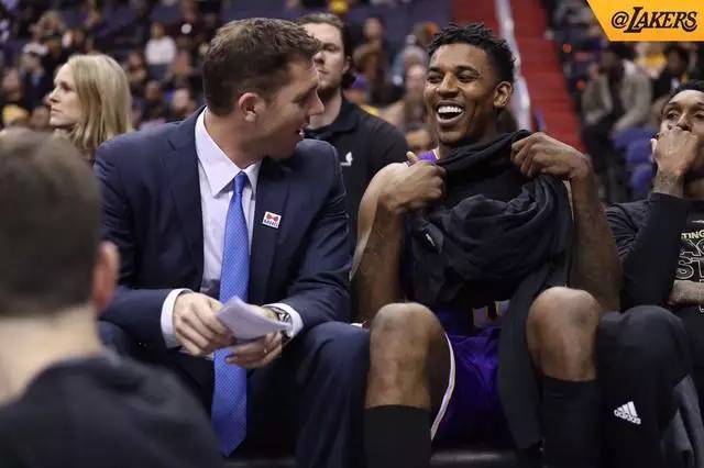 发的快攻 发的快攻